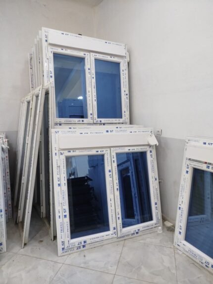 Fenêtre marque  ST oubien ecolead