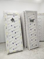 Porte sanitaire panneau sandwich