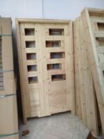 Porte salon bois rouge